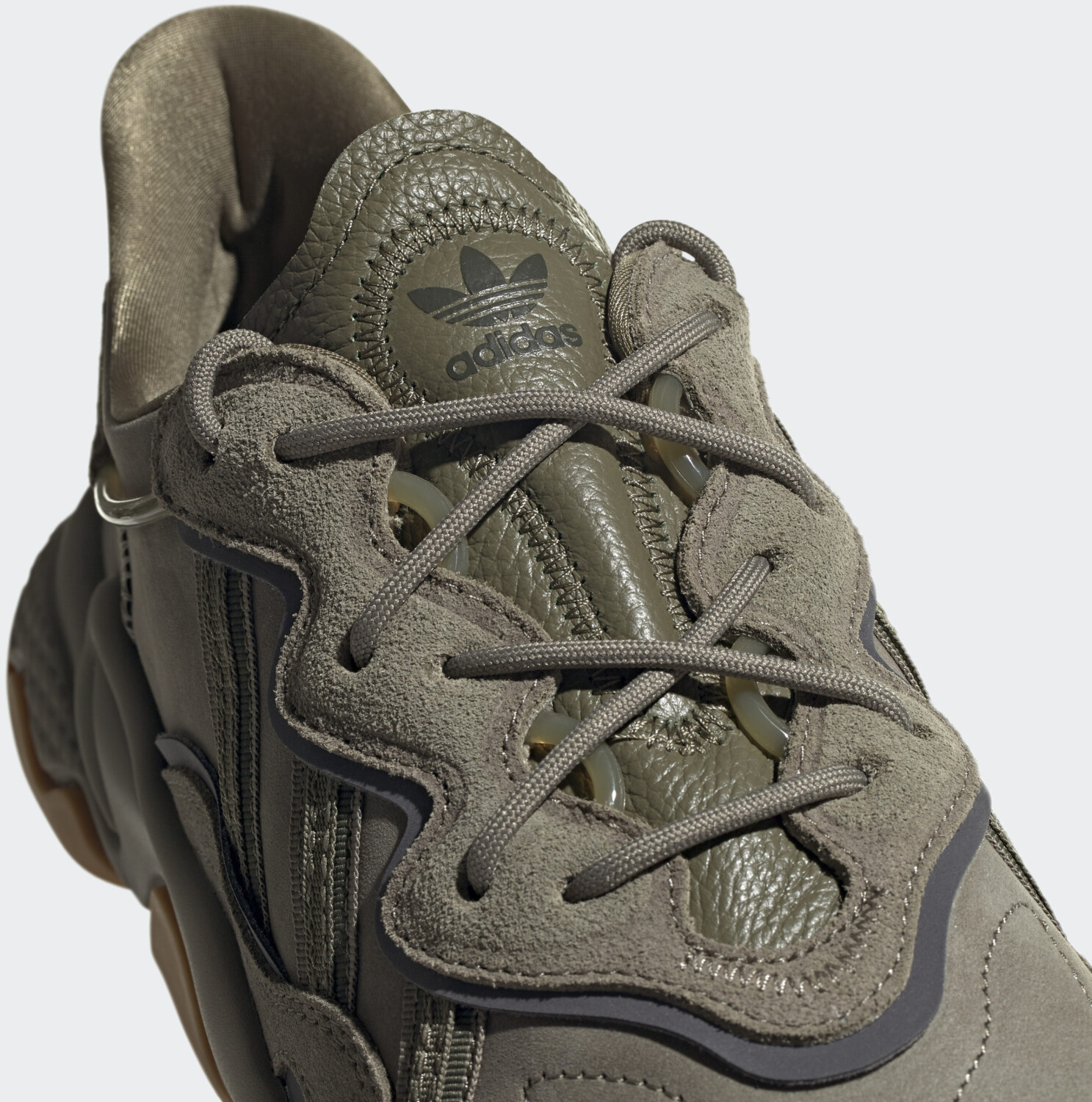 Adidas ozweego tumblr shop