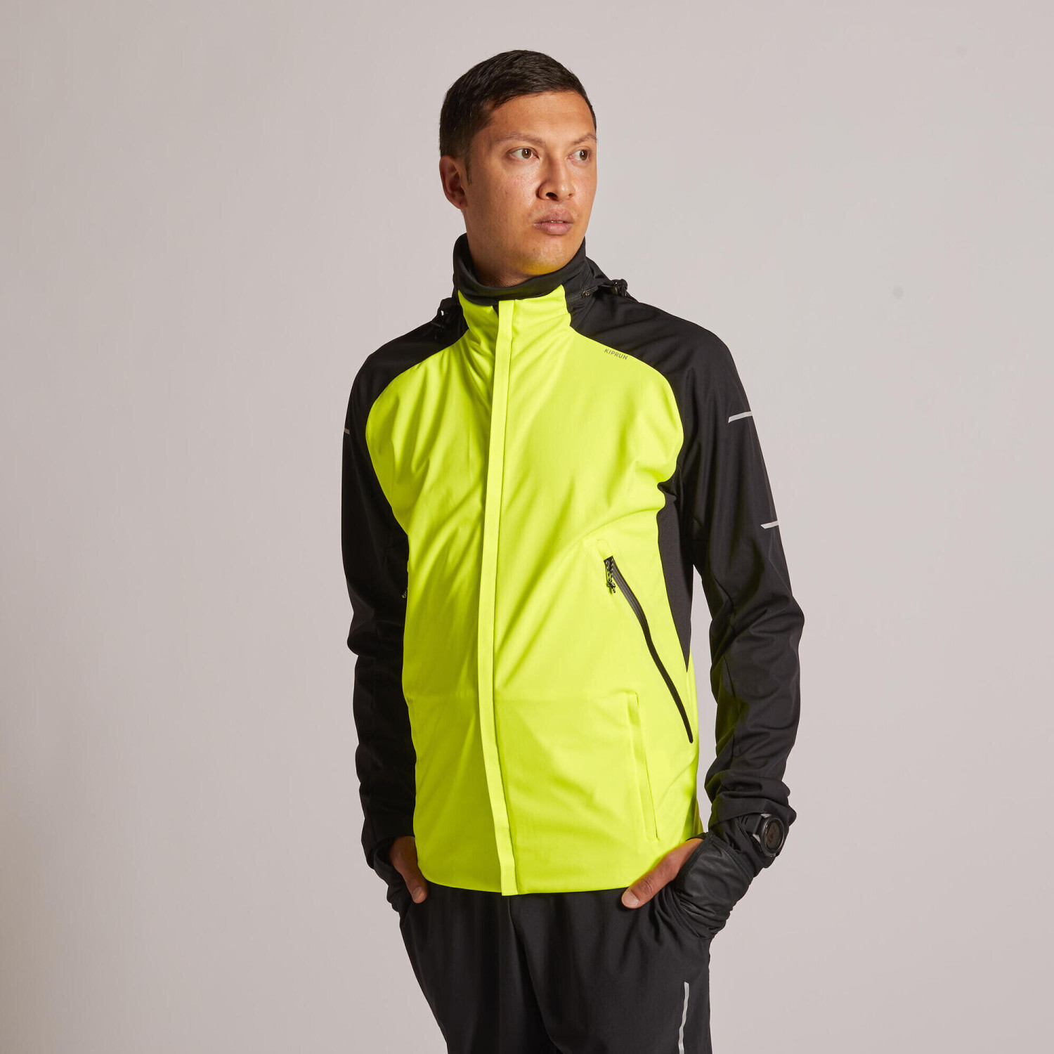 Kiprun Warm Regul Men's Windbreaker fluo lime yellow/black