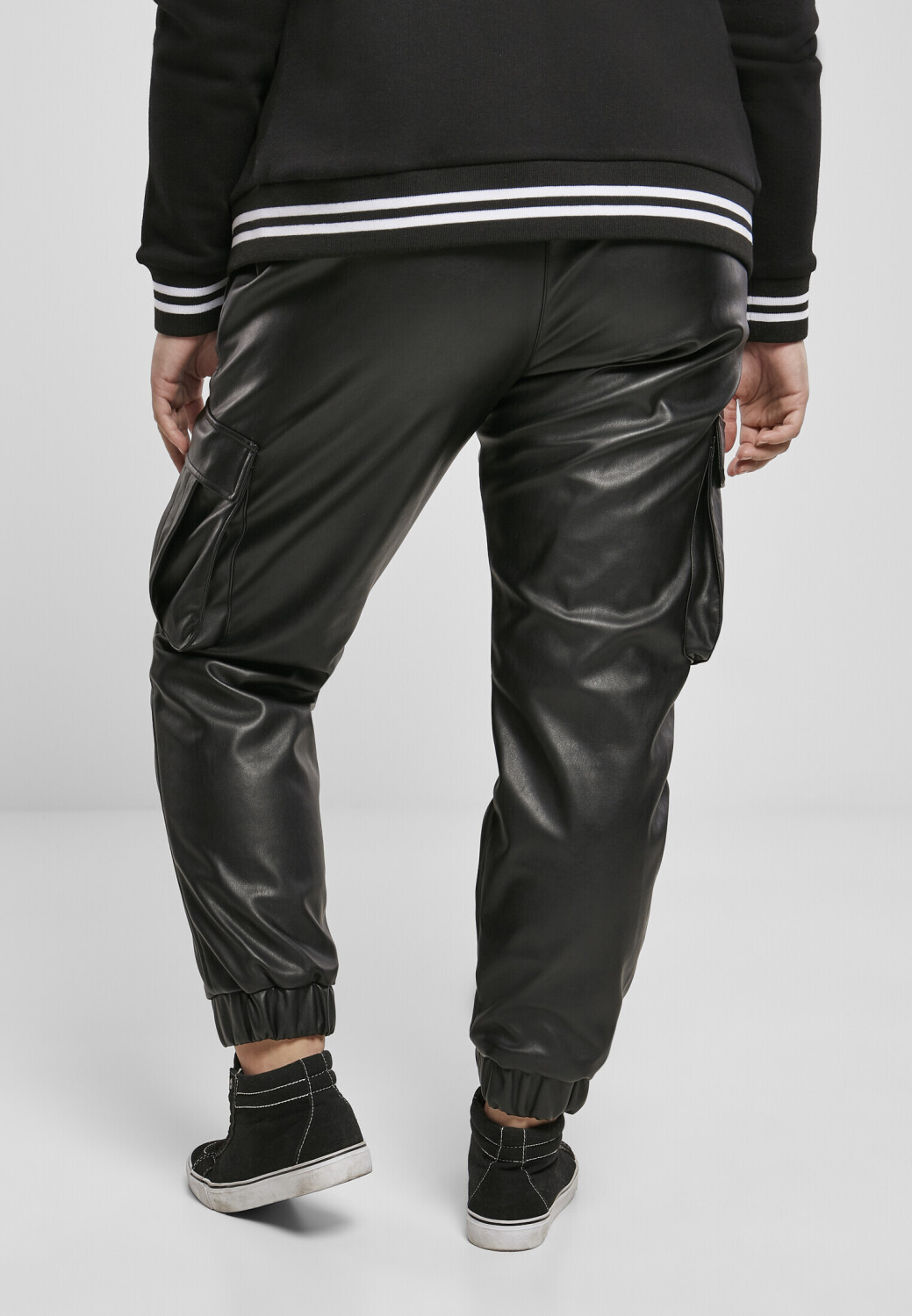 Urban Classics Ladies Faux ab | 32,99 (TB3983-00007-0039) € Cargo Pants Leather schwarz Black Preisvergleich bei