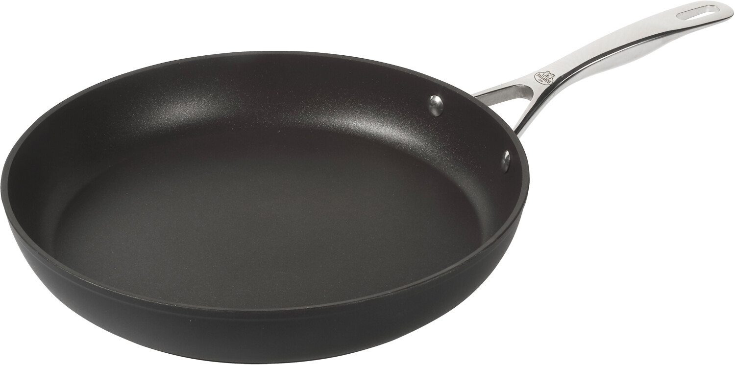 https://cdn.idealo.com/folder/Product/201167/9/201167944/s10_produktbild_max_1/ballarini-palermo-frying-pan-32-cm.jpg