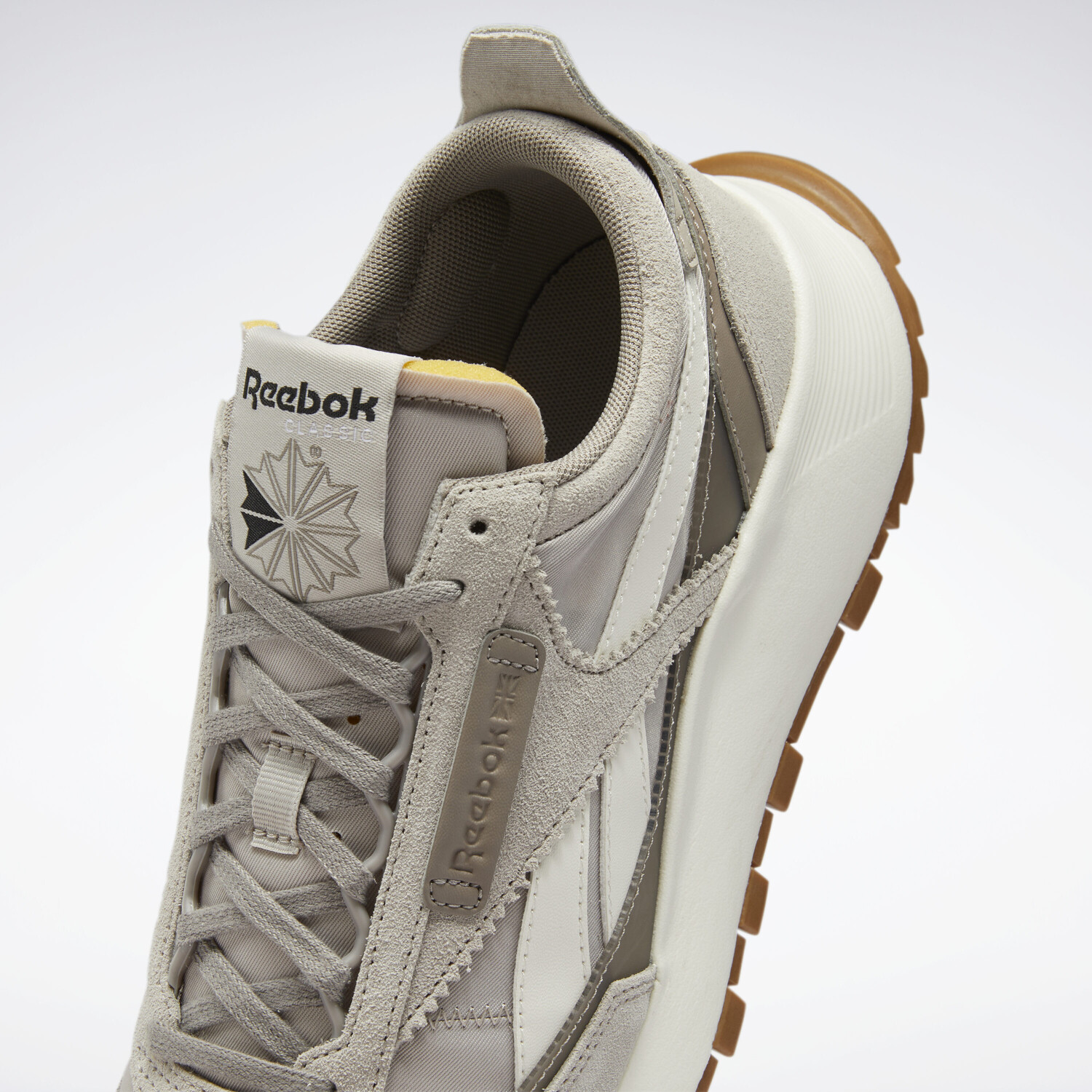 cl legacy trainers sand stone chalk