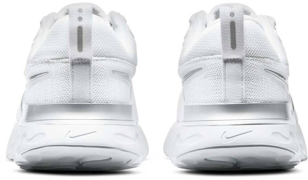 nike flyknit silver