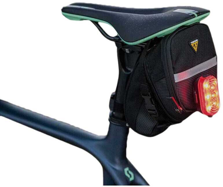 Topeak tail lux 100 best sale usb
