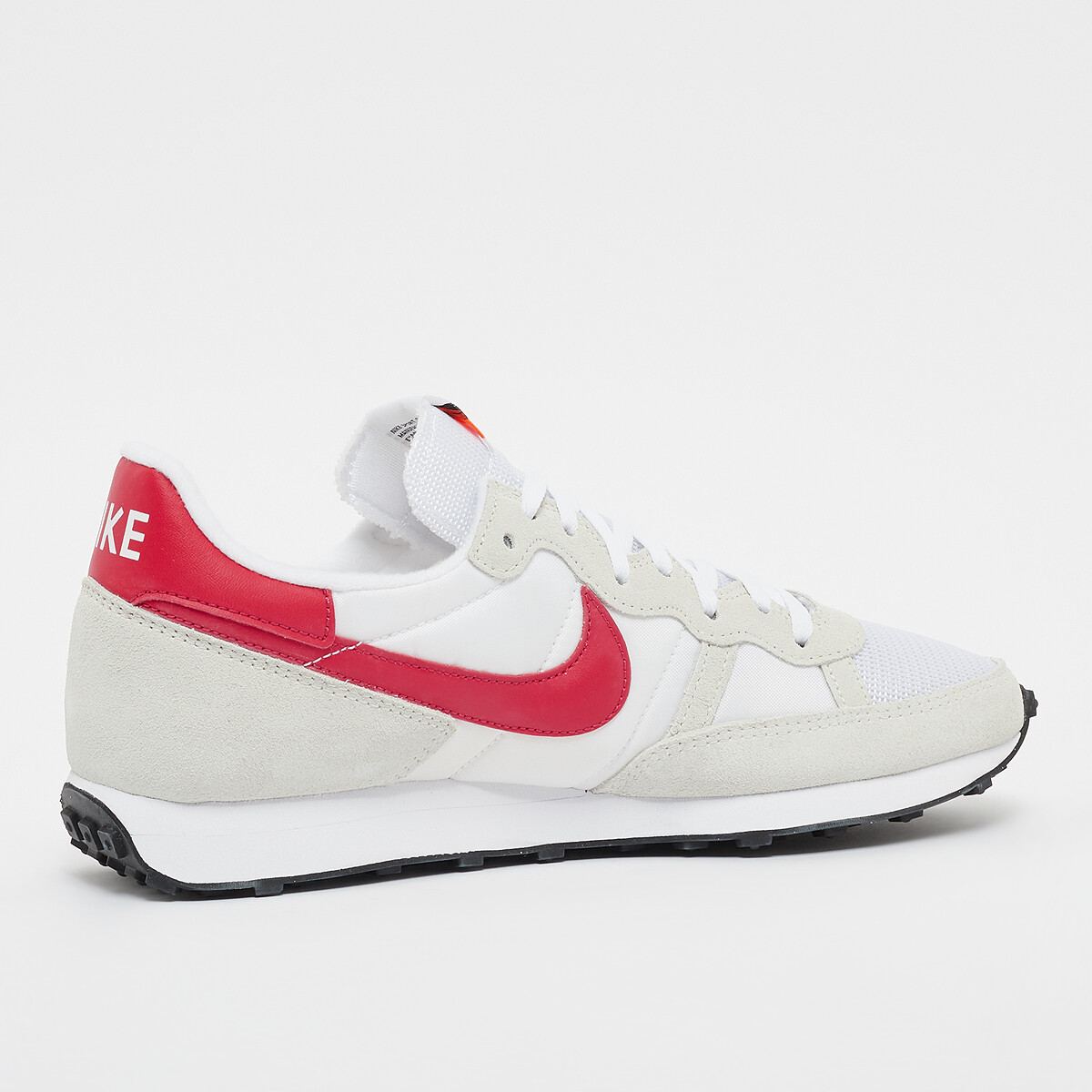 nike rise react flyknit trainers