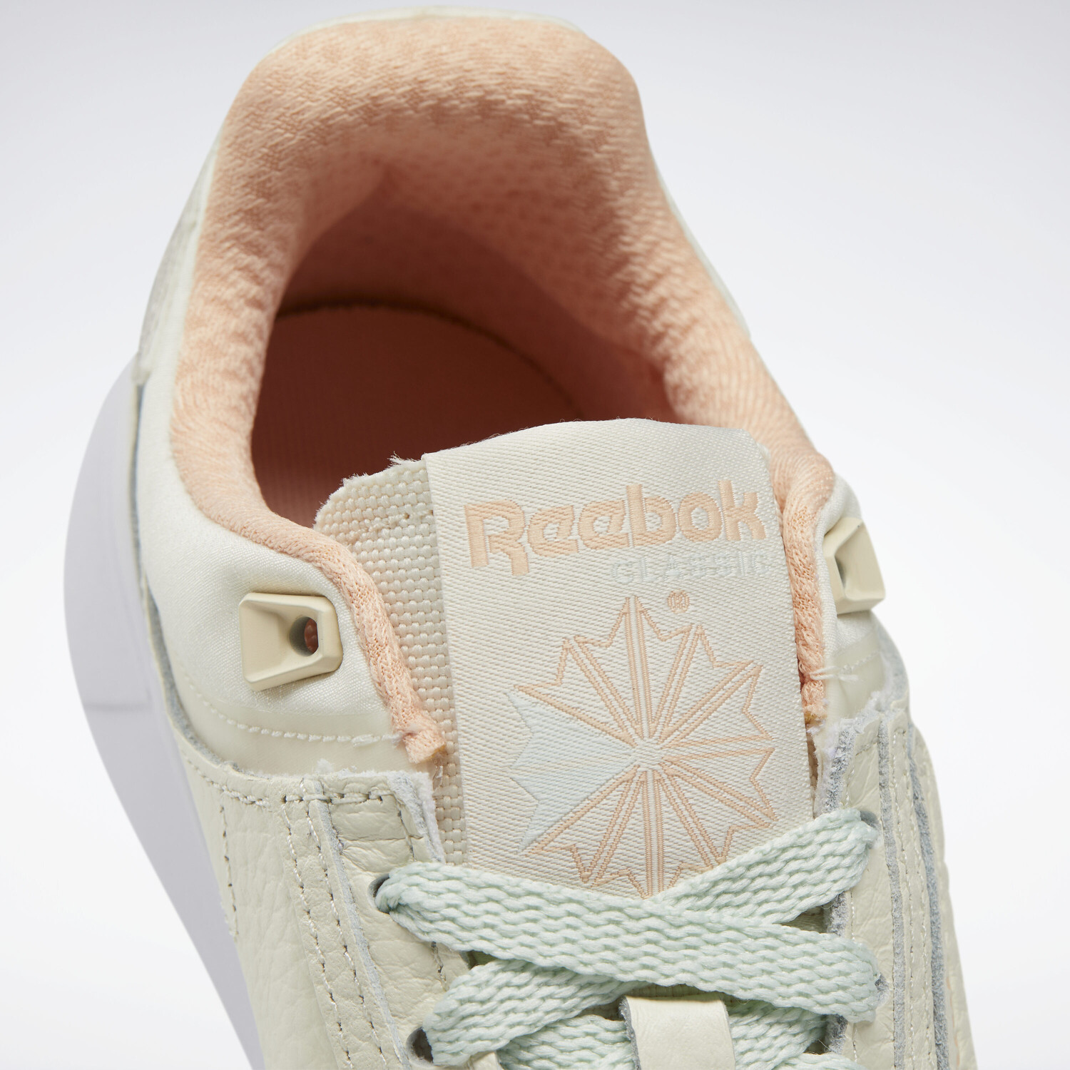 cl legacy trainers sand stone chalk