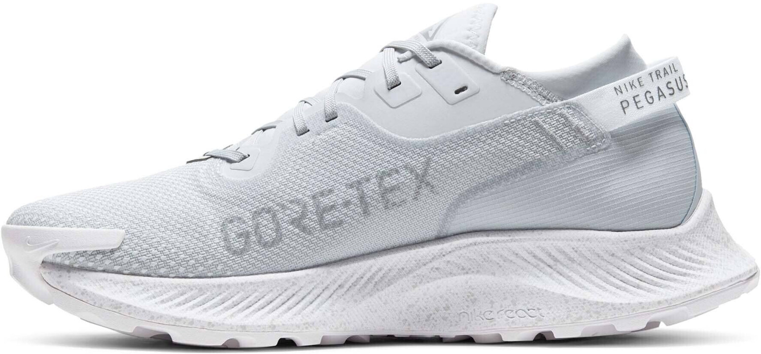 white nike pegasus trail 2 gore tex