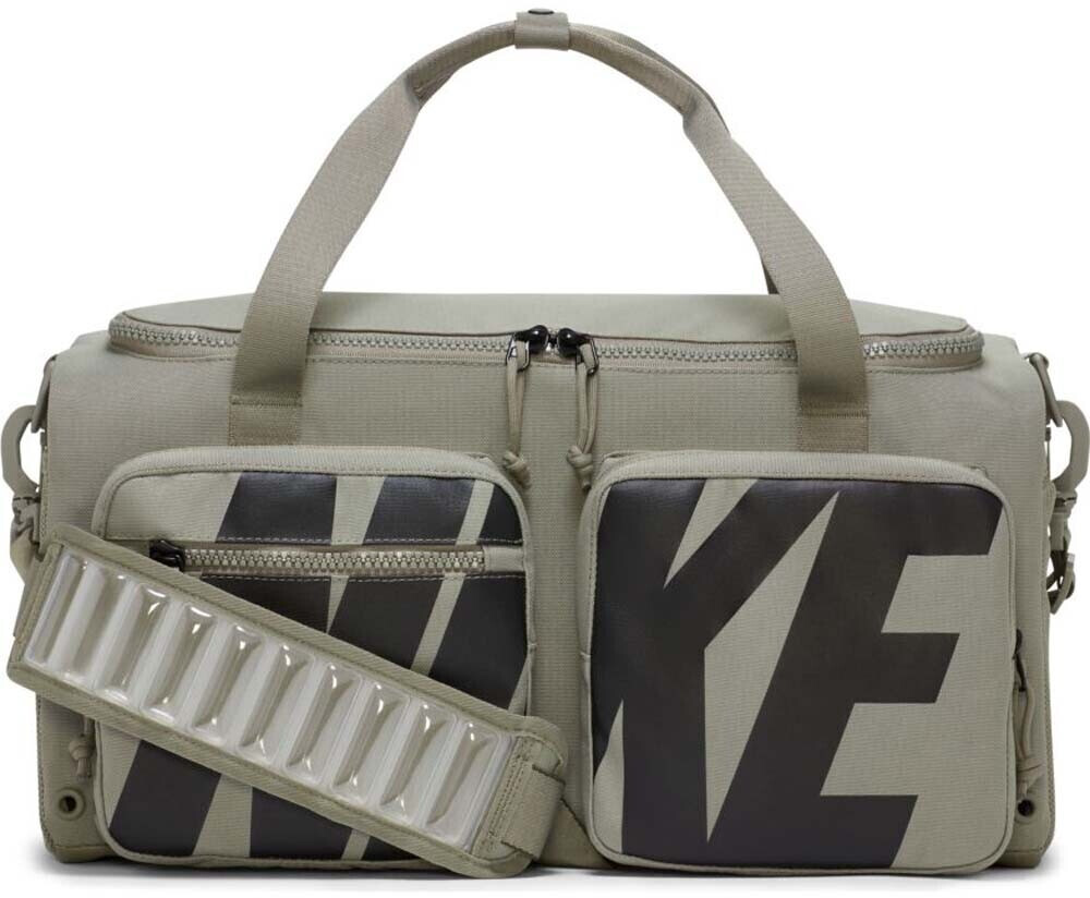 nike utility duffel