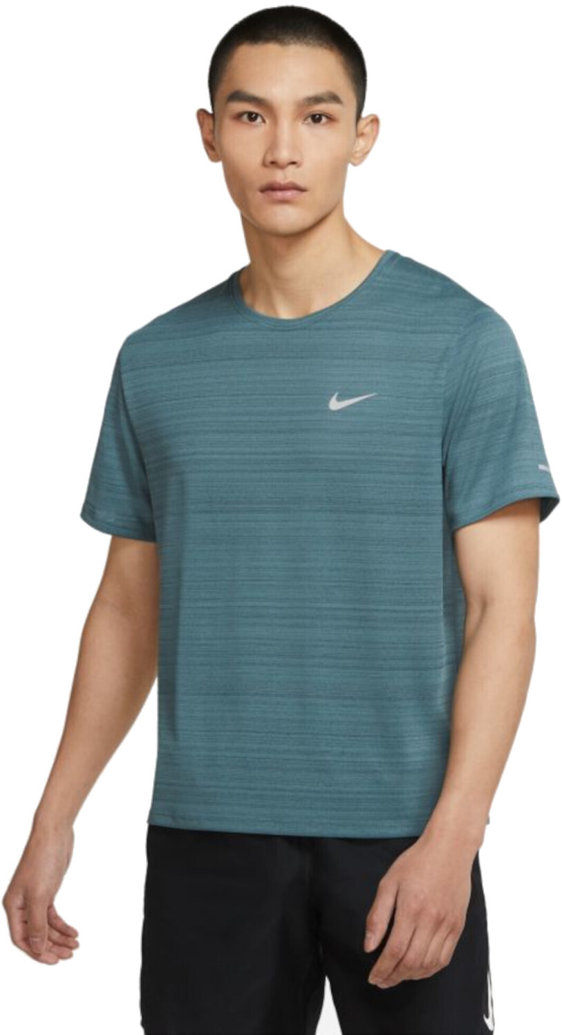 NIKE TRICOU DRI-FIT MILER (CU5992-010) BÄrbaÈi | culoare NEGRU | Tricouri Nike Ã®n magazinul 