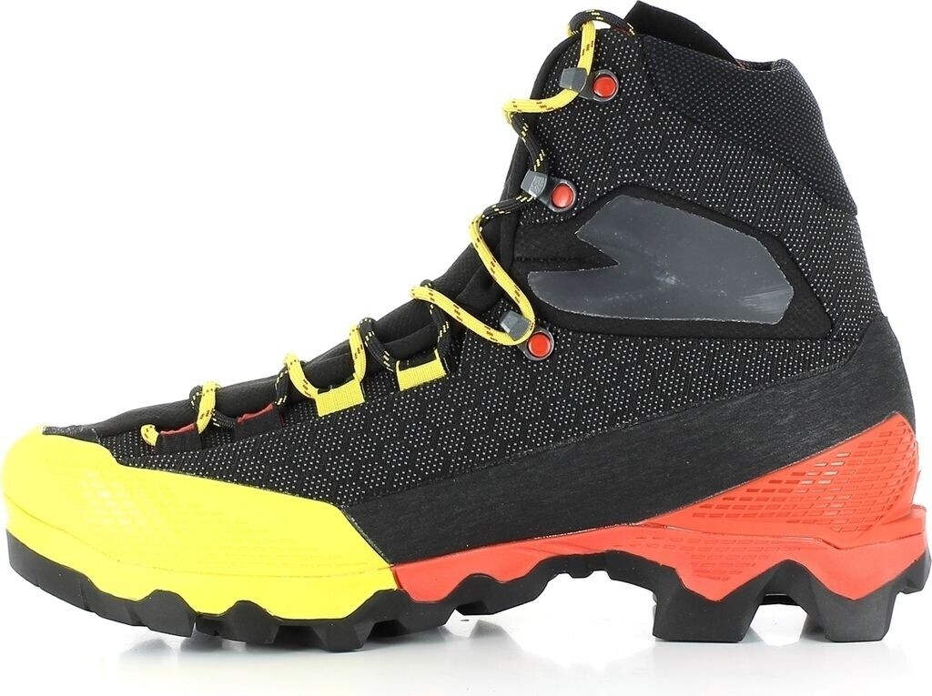 La Sportiva Aequilibrium ST GTX black/yellow