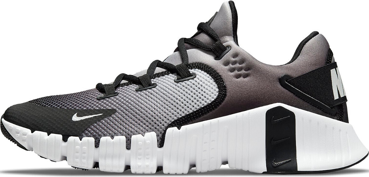 nike free metcon 4 black and white