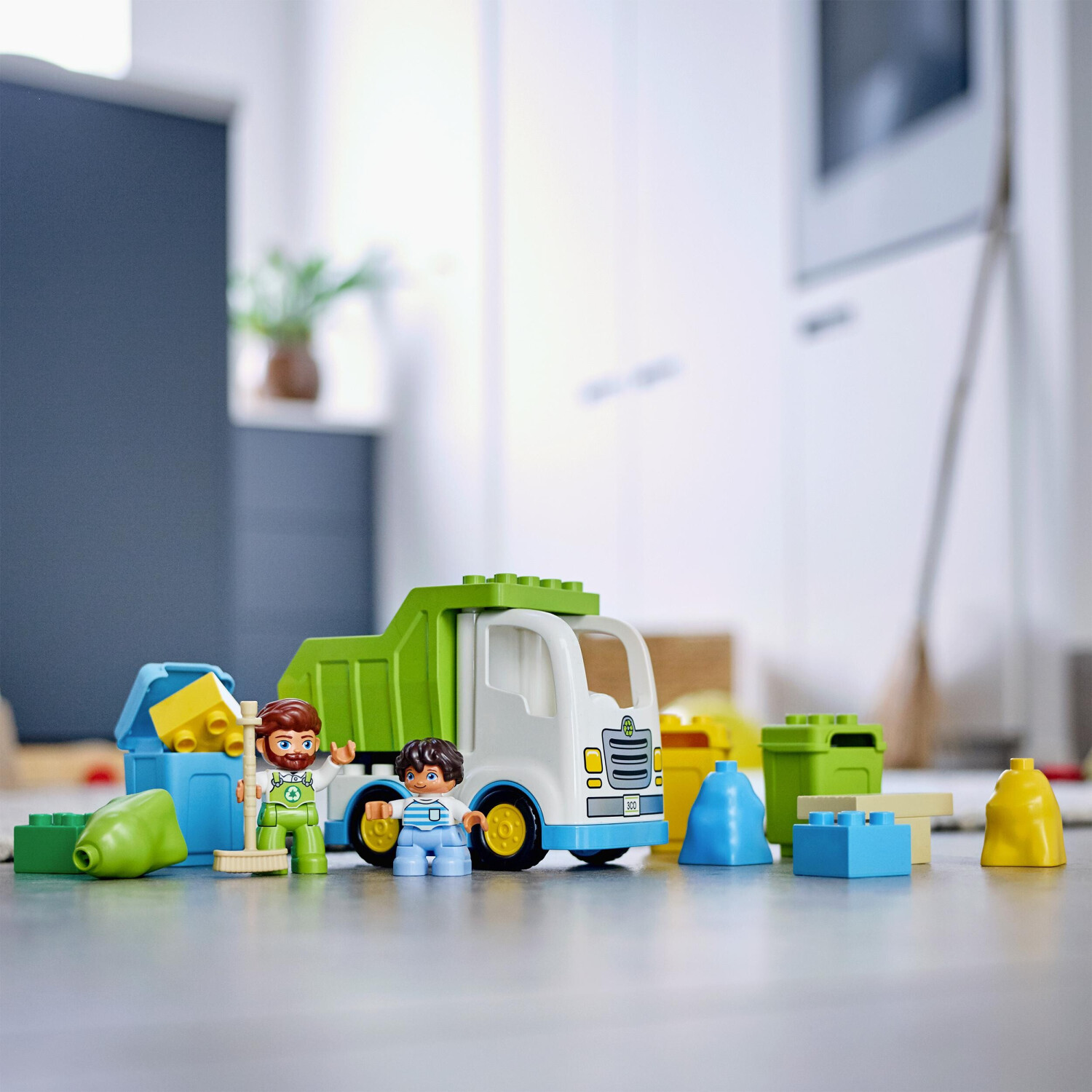 Lego Duplo Le camion poubelle et le tri sélectif, 10945, pour enfants,  jouets, bébés, robustes, durs, sûrs, garçons, filles, blocs, pièces,  originales, licence officielle, nouvelles briques, cadeau - AliExpress