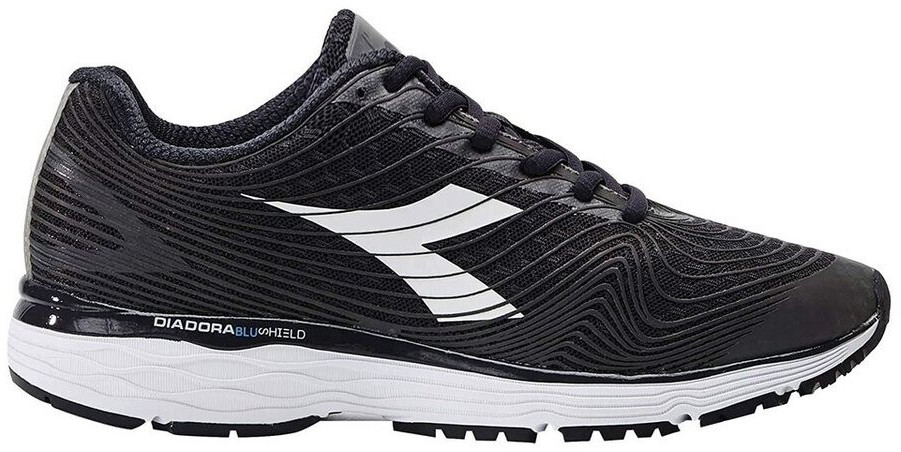 diadora mythos blushield fly