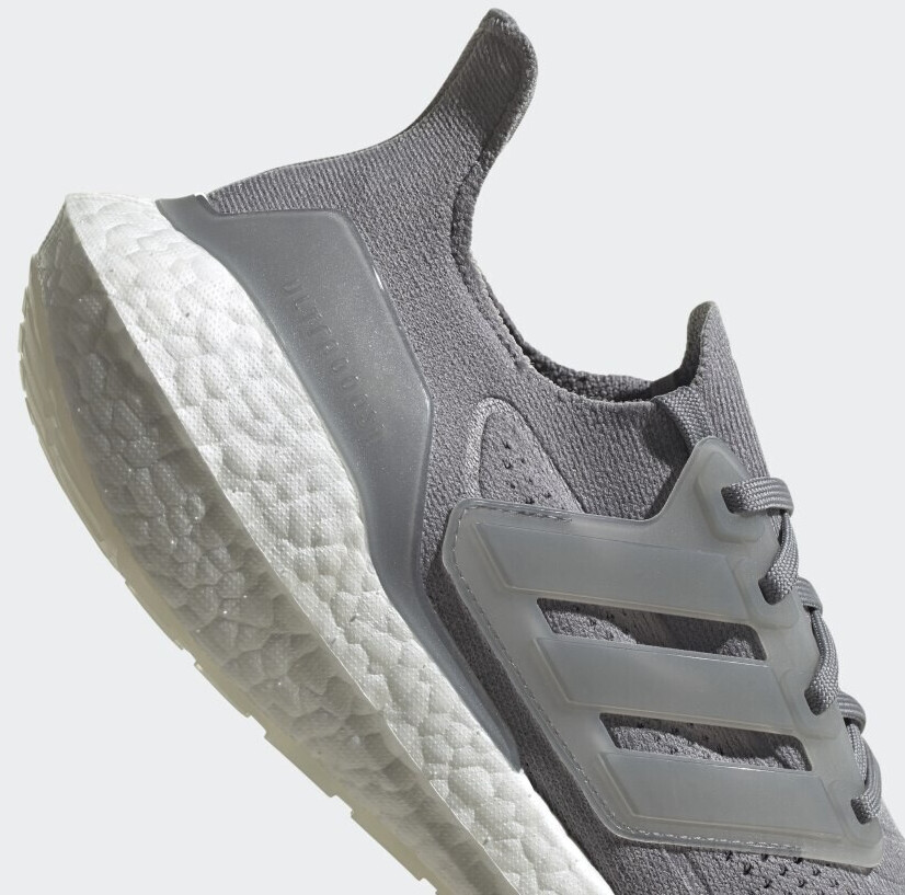 Ultra boost 2024 grey three