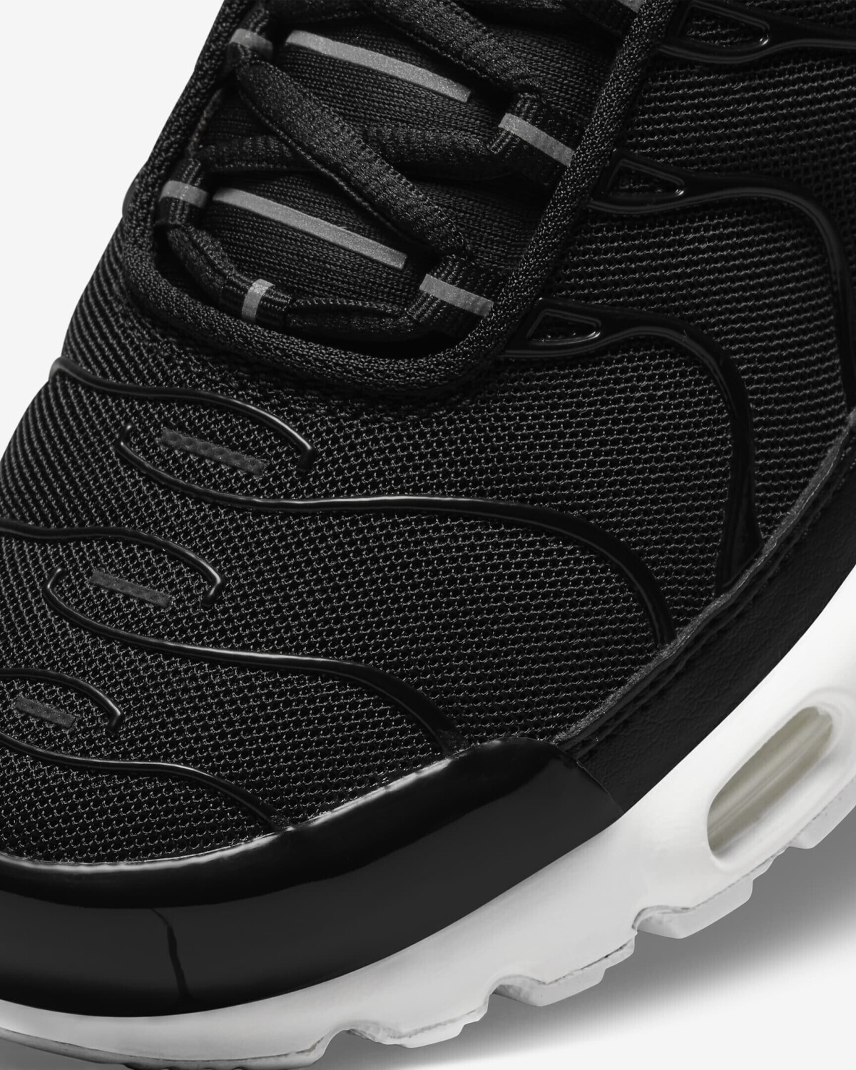Buy Nike Air Max Plus Women black white black from 134.99 Today Best Deals on idealo
