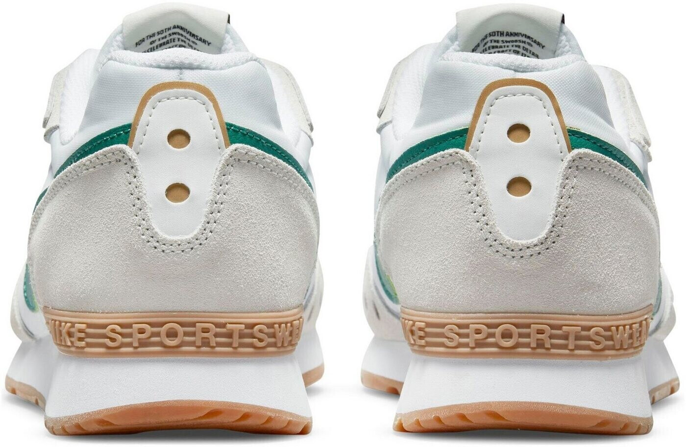 nike venture runner white