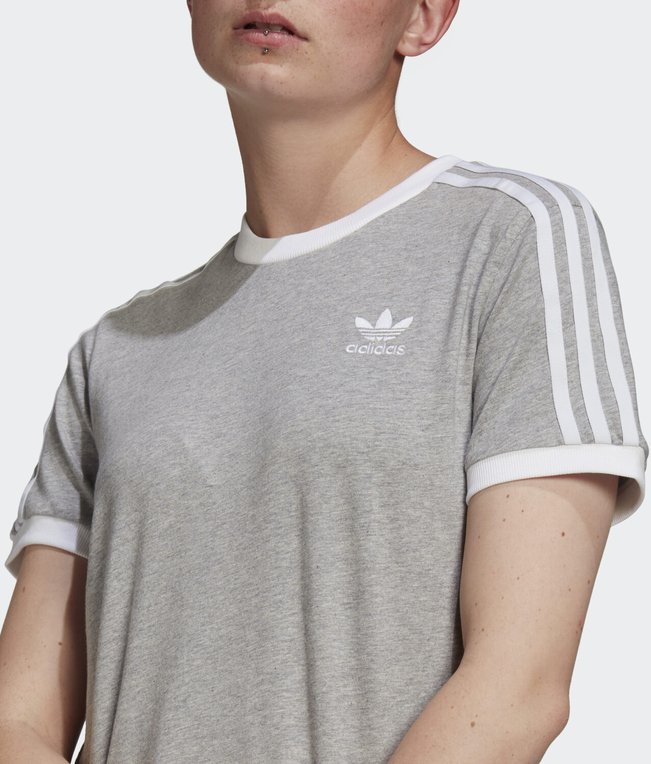 Buy Adidas Adicolor Classics 3-Stripes T-Shirt medium grey heather (GN2909) from Â£12.00 (Today 