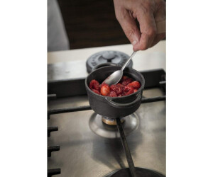 thumbnail image 2 of Buy Le Creuset | Signature 26cm Cast Iron Round Casserole - Flint – Potters Cookshop 2 of 13