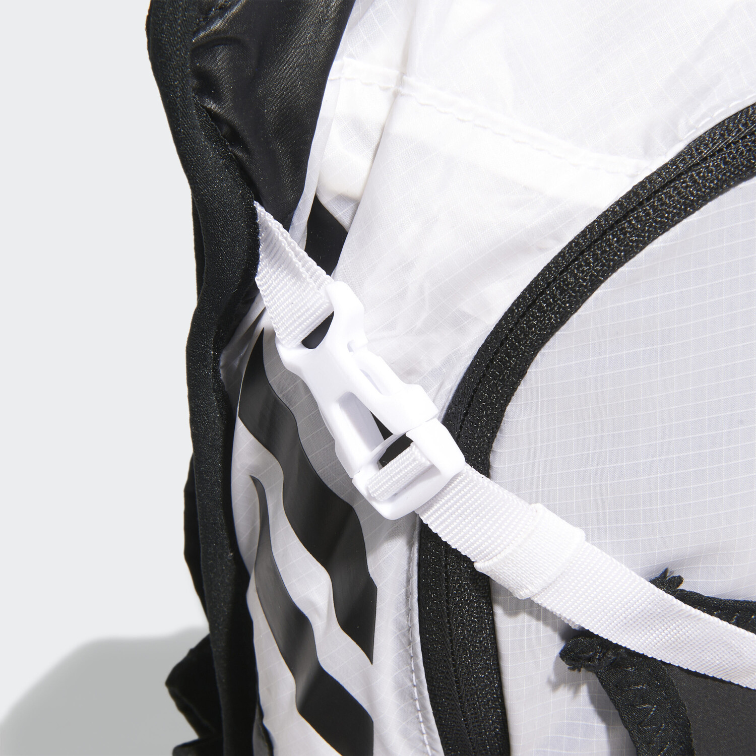 Adidas Terrex Lightweight Backpack black black white GL8951 ab 97 95 Preisvergleich bei idealo