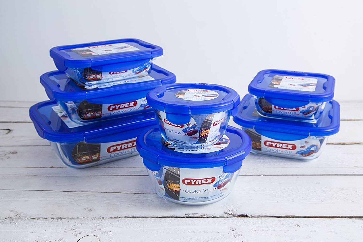 https://cdn.idealo.com/folder/Product/201526/1/201526112/s3_produktbild_max_1/pyrex-set-of-7-cook-go-glass-food-storage-containers.jpg