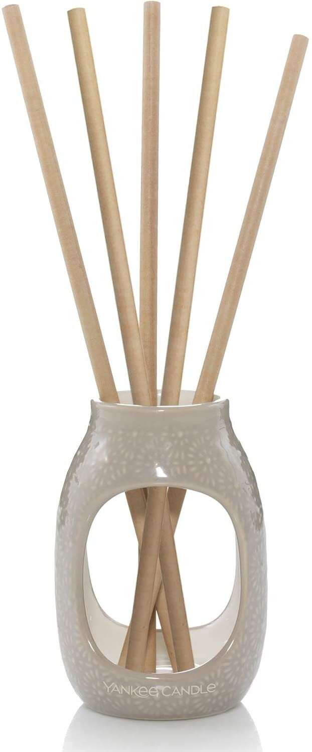 Yankee Candle Pre-Fragranced Reed Diffuser Starter Kit
