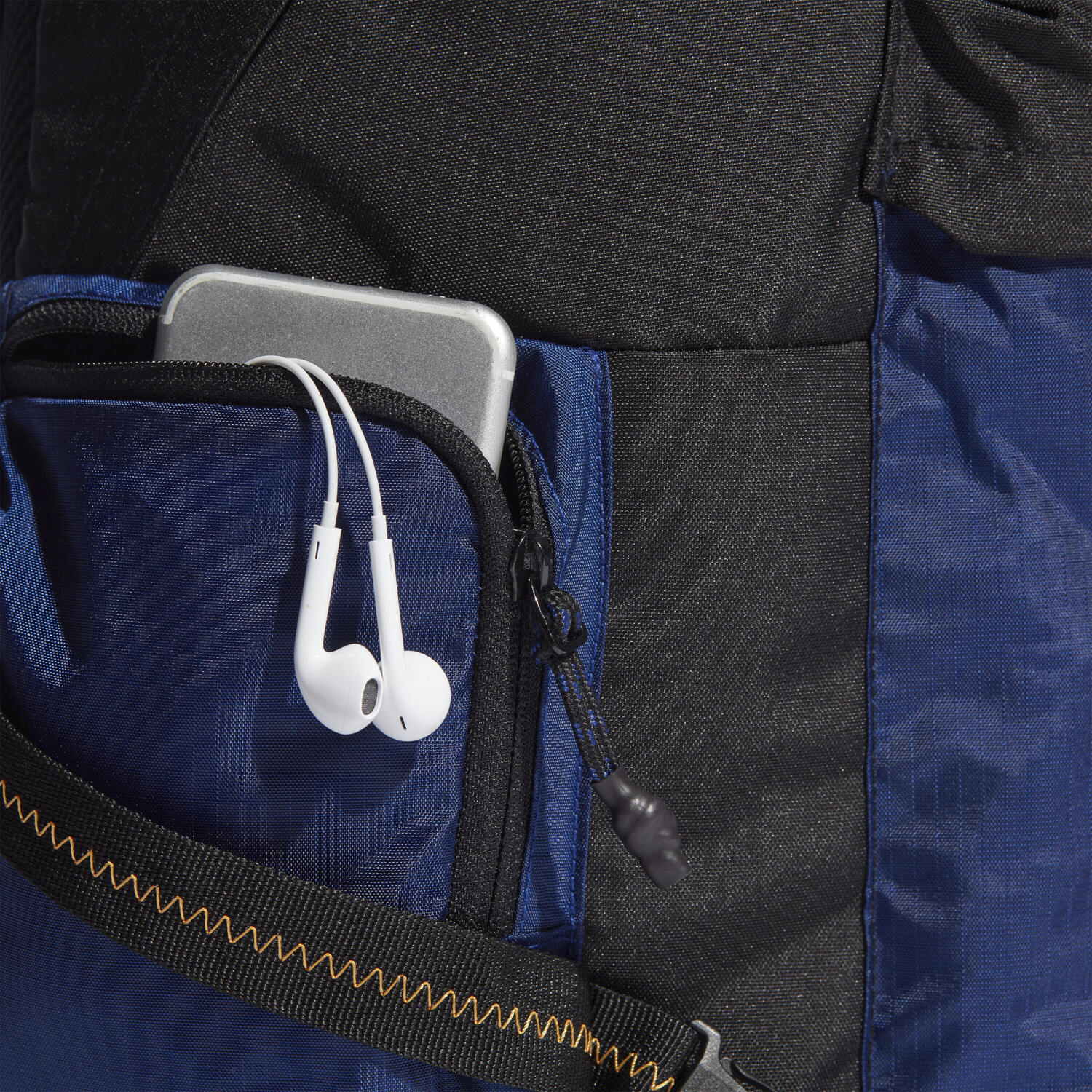 Explorer primegreen hotsell graphic backpack