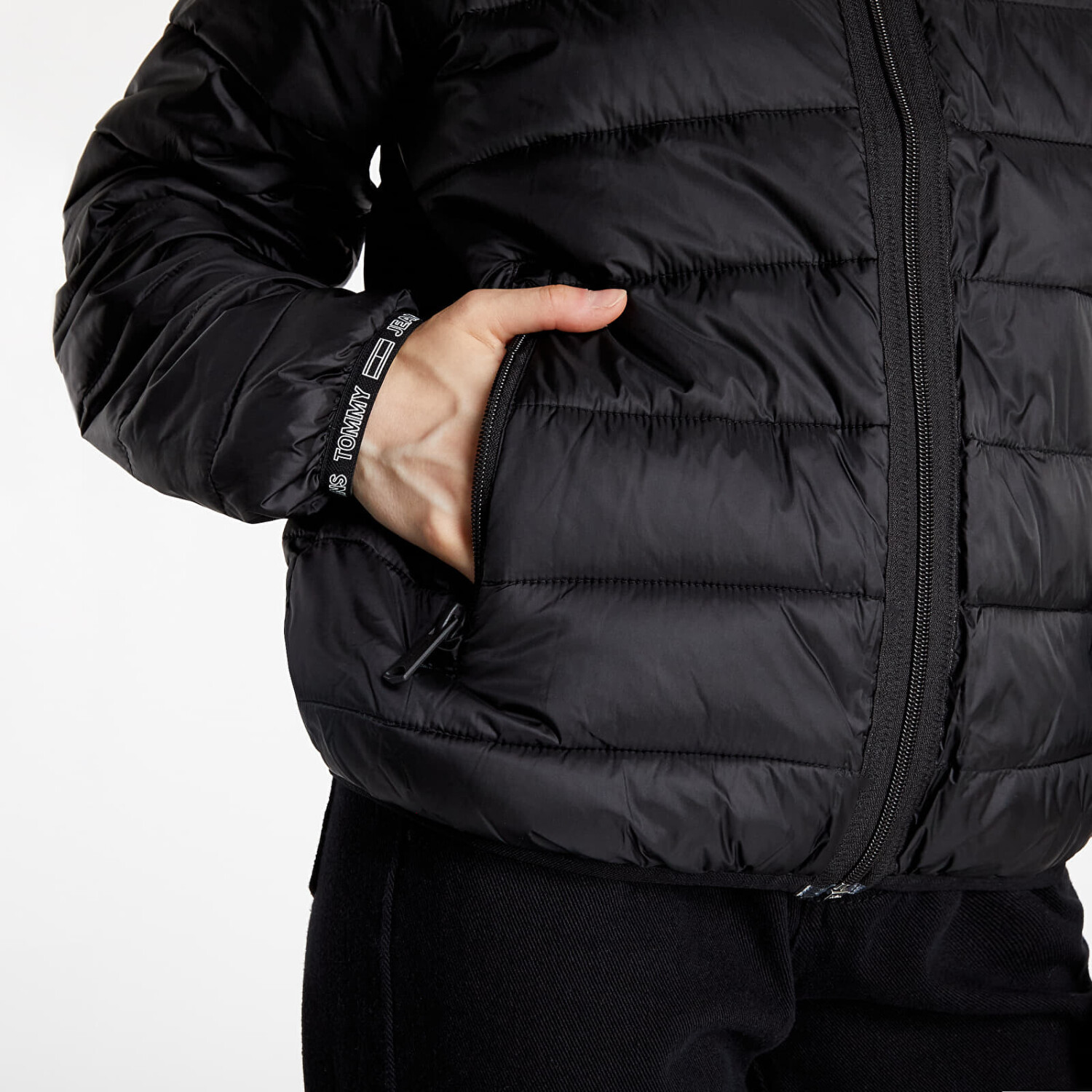 Tommy Hilfiger Tape Detail Quilted Hooded Jacket (DW0DW09350) black au