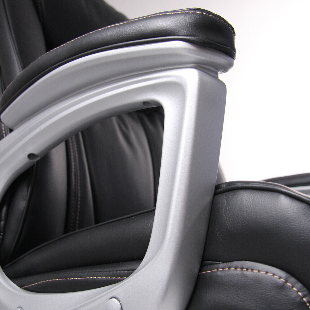 HJH Office Triton 600