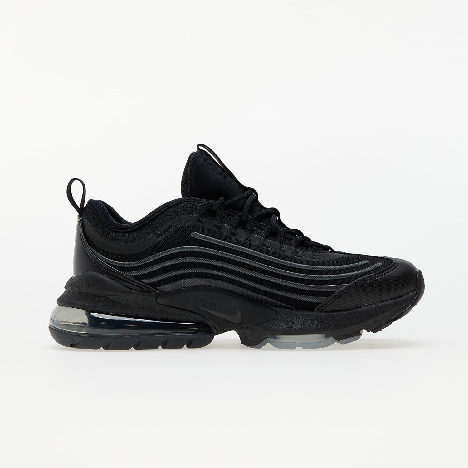 Nike sneakers shop twitter
