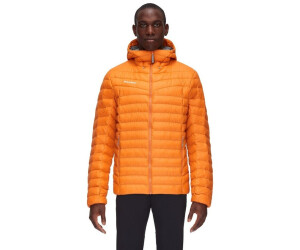 albula in hooded jacket