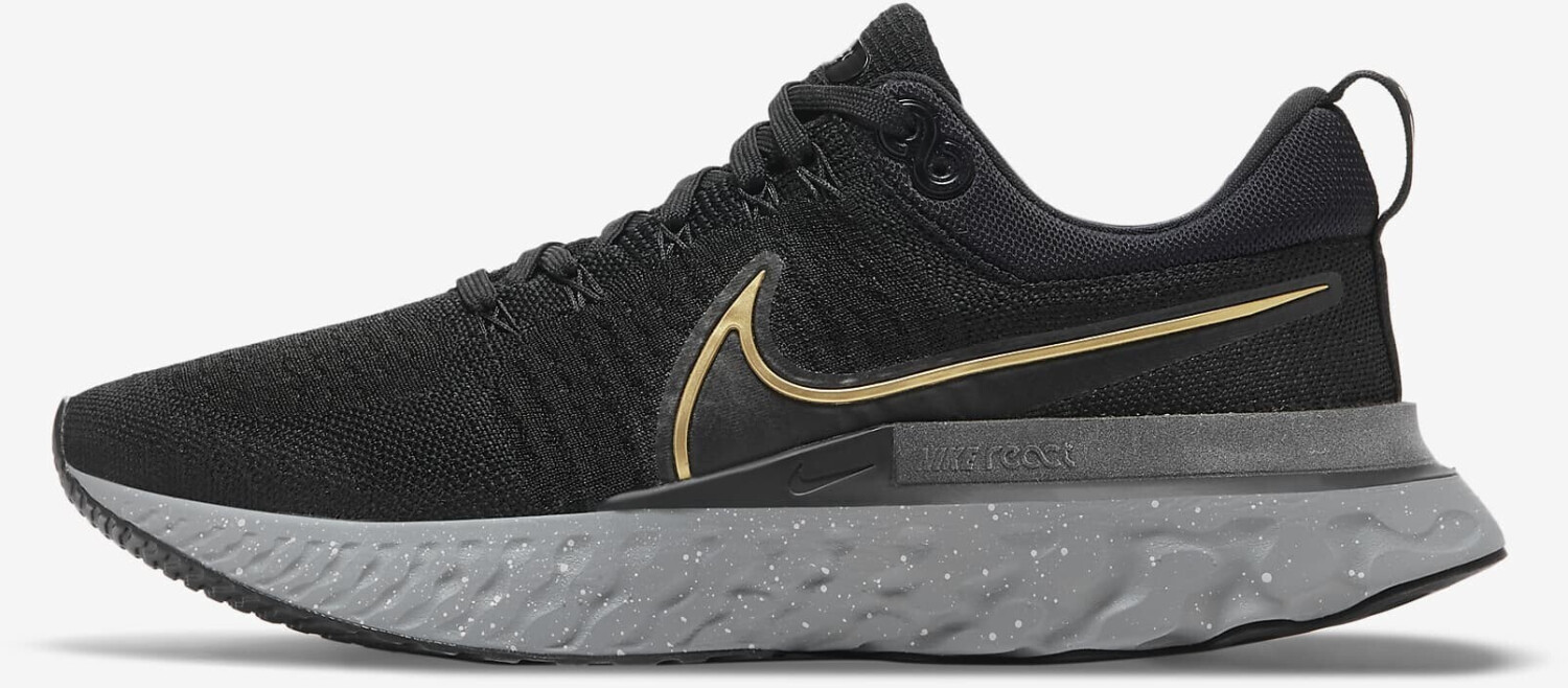 Nike epic react flyknit 2 deals black and gold