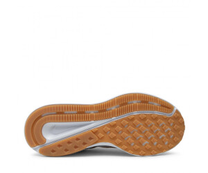 nike run swift trainers