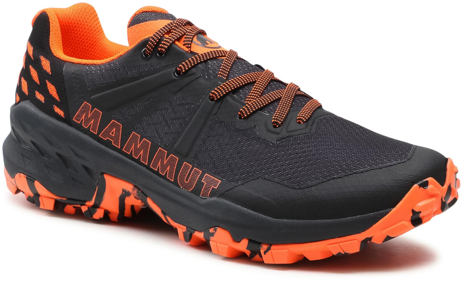 Mammut Sertig II Low Men black/vibrant orange