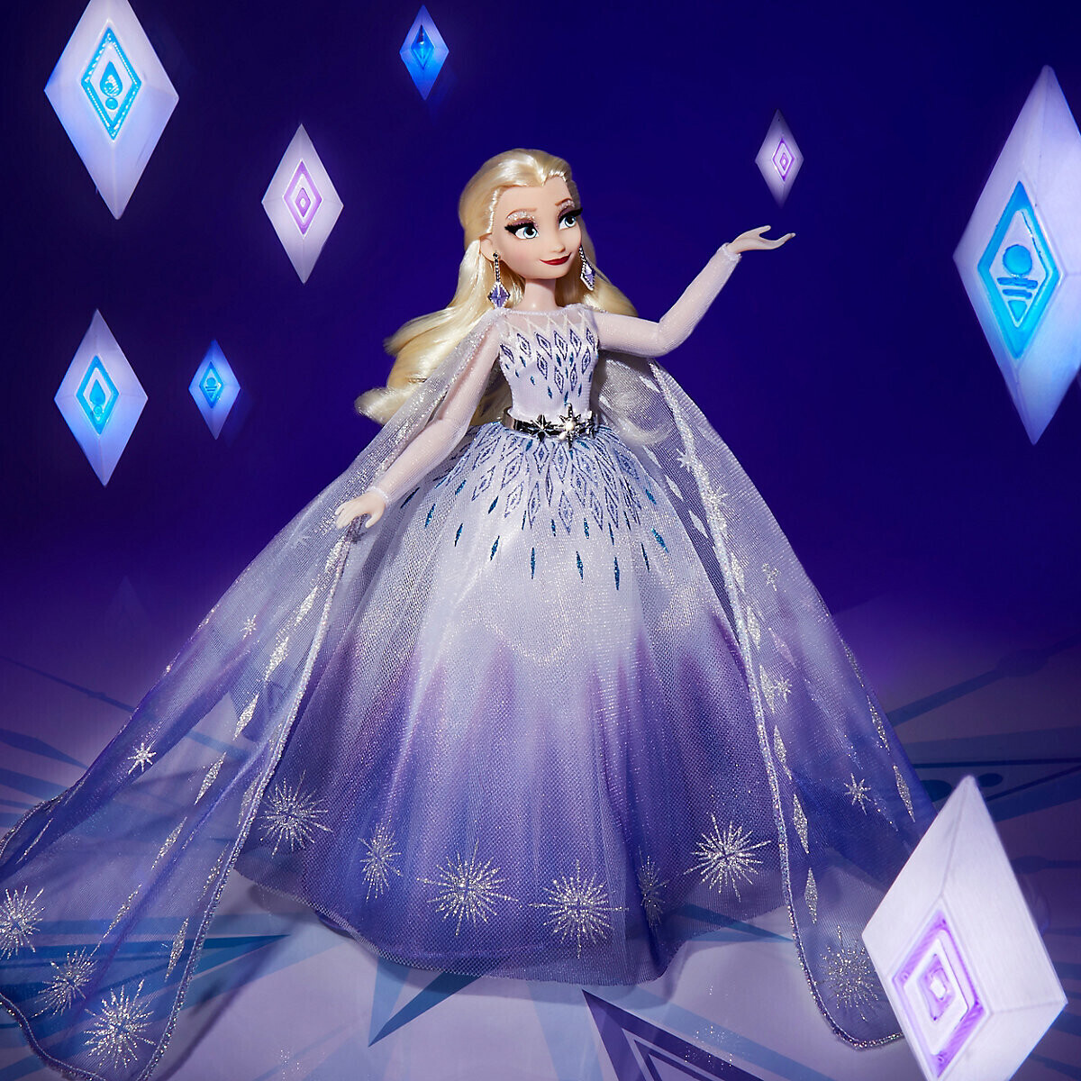 Poupée Elsa - DISNEY PRINCESSES - Style Series - robe pailletée - dès 6 ans  - Cdiscount Jeux - Jouets