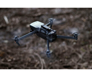 DJI Mavic 3 Cine Premium Combo – Drone Con Fotocamera Hasselblad 4/3 CMOS, Video 5.1K, 46min Di Volo, Rilevamento Ostacoli + DJI RC Pro E 2 Batterie Extra