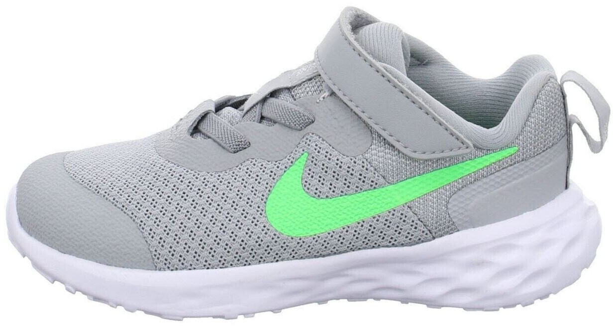 Nike revolution 2025 infant grey