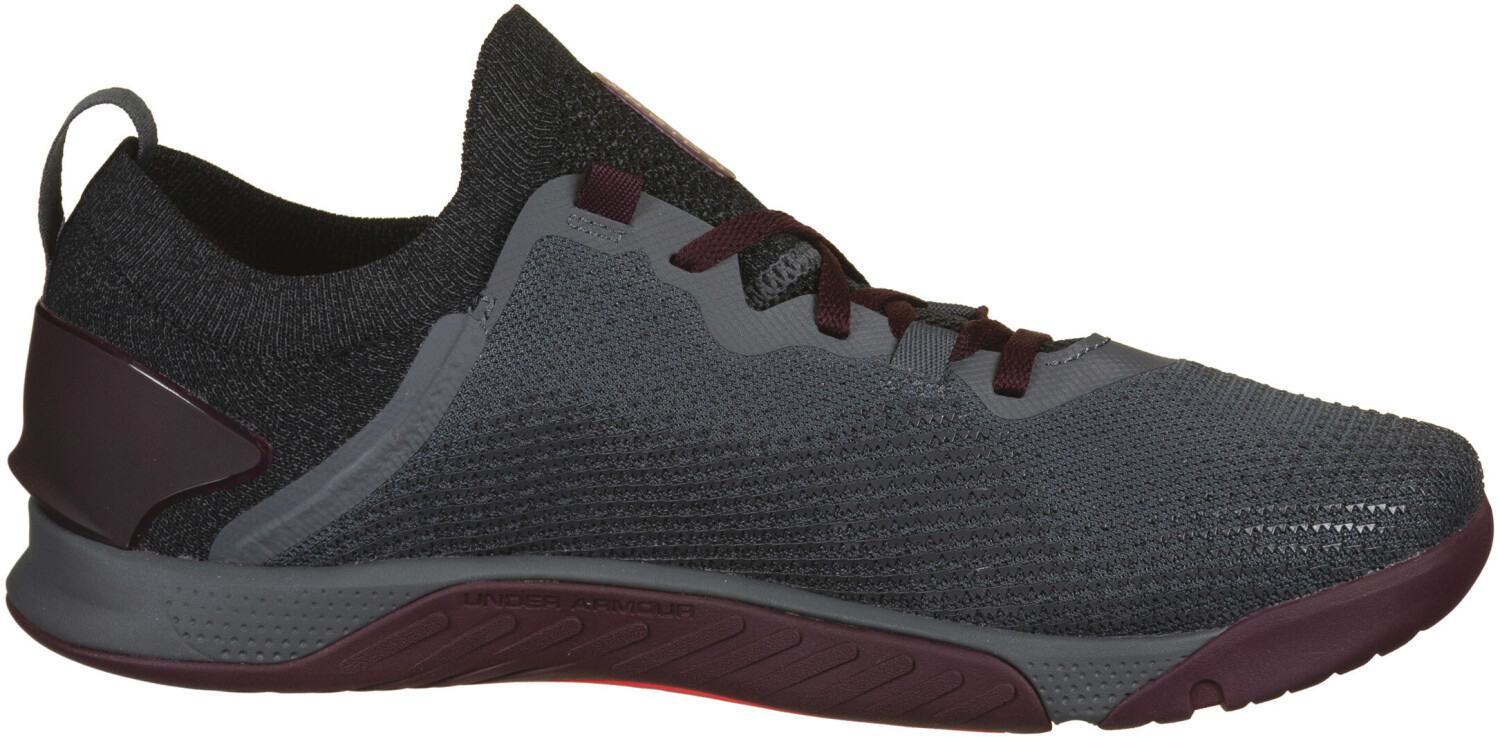 under armour tri base reign 3