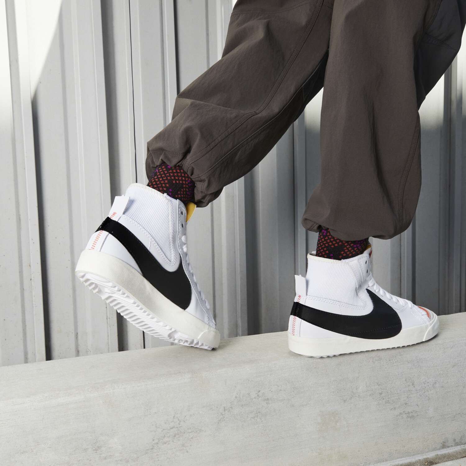 Nike Blazer Mid 77 Jumbo black white sail black a 65 97 oggi