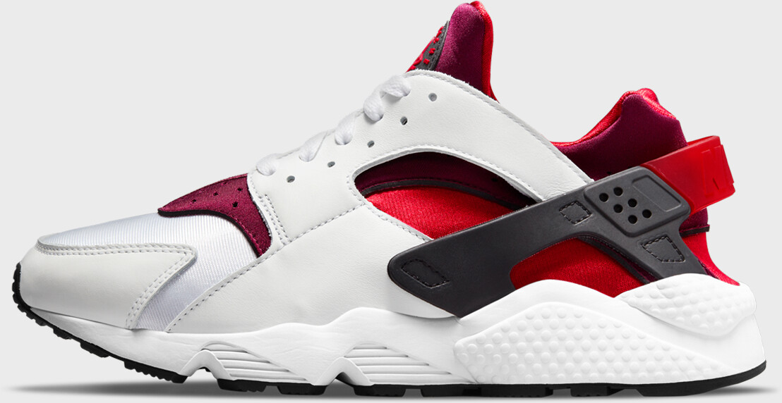 Huarache black sale and red