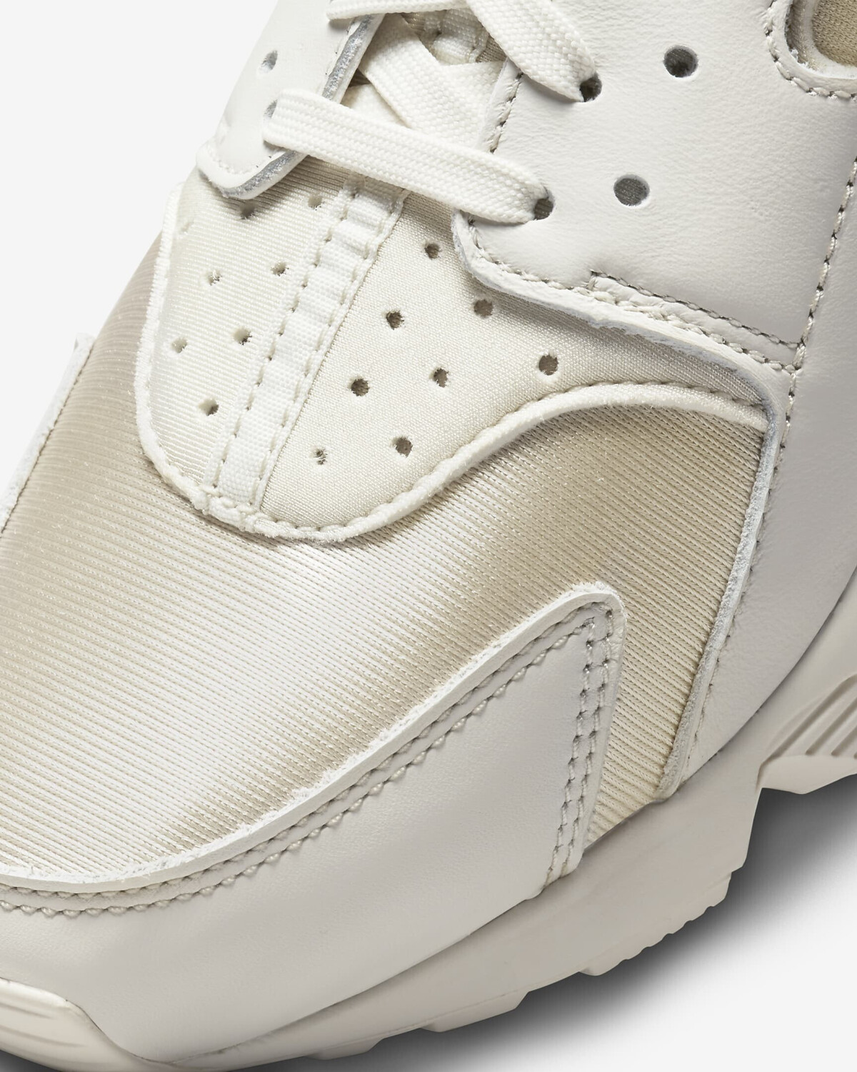 Nike air huarache light womens silver outlet