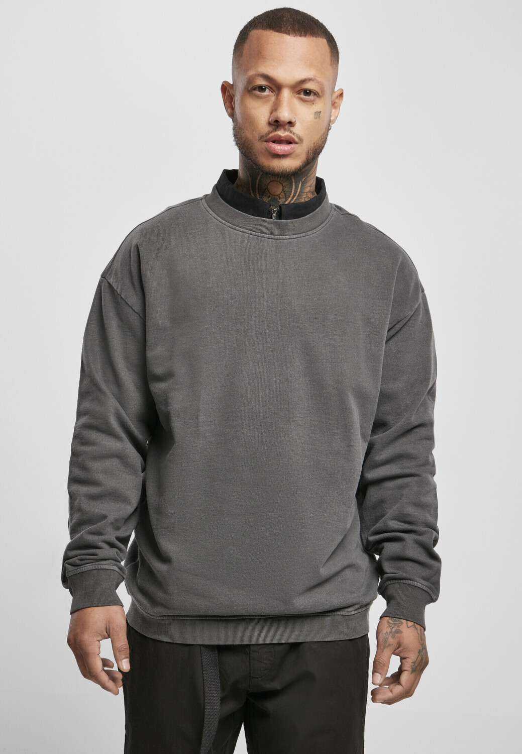 Men´s sweater // Urban Classics / Oversized Two Tone Sweater whitesand/black
