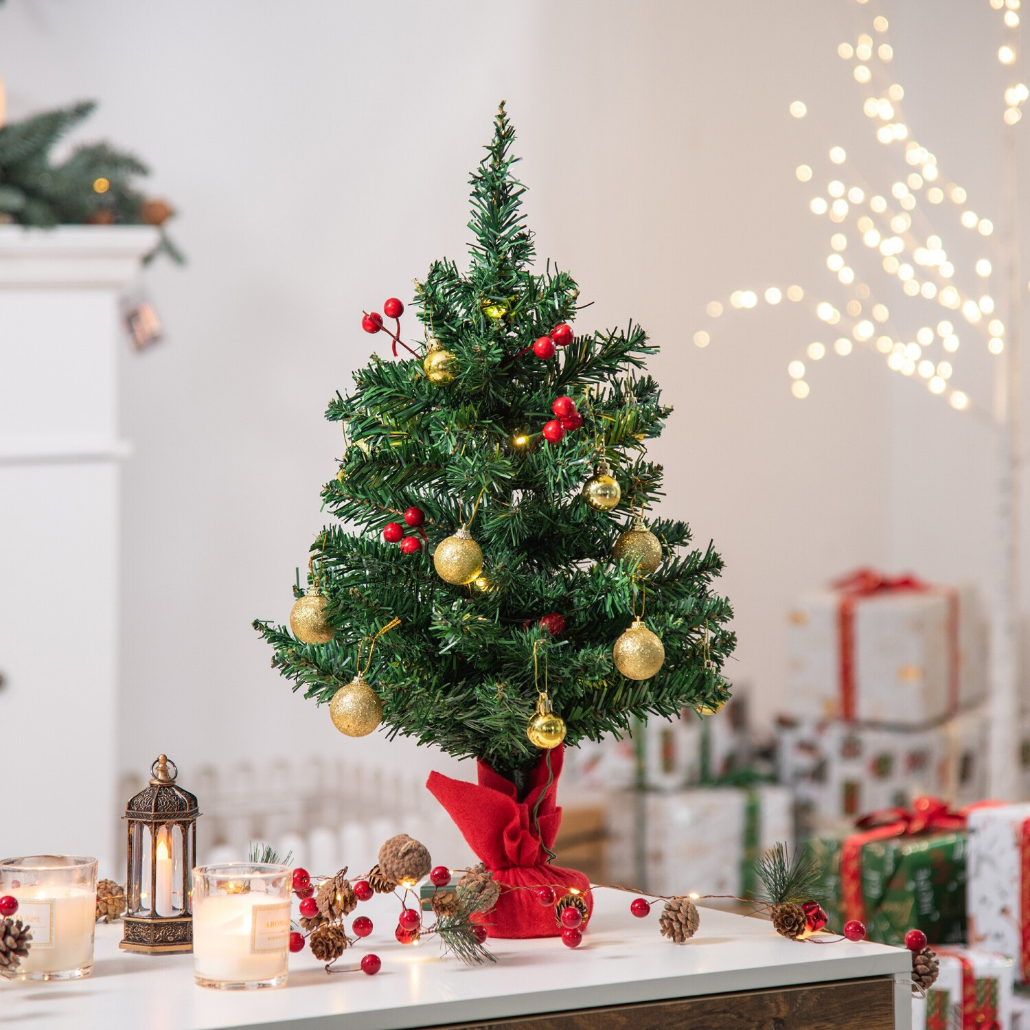 HomCom Christbaum + Stechpalmenbeeren +Kugeln + LED 60cm grün (830-257) ab 17,90 € (Oktober 2026)