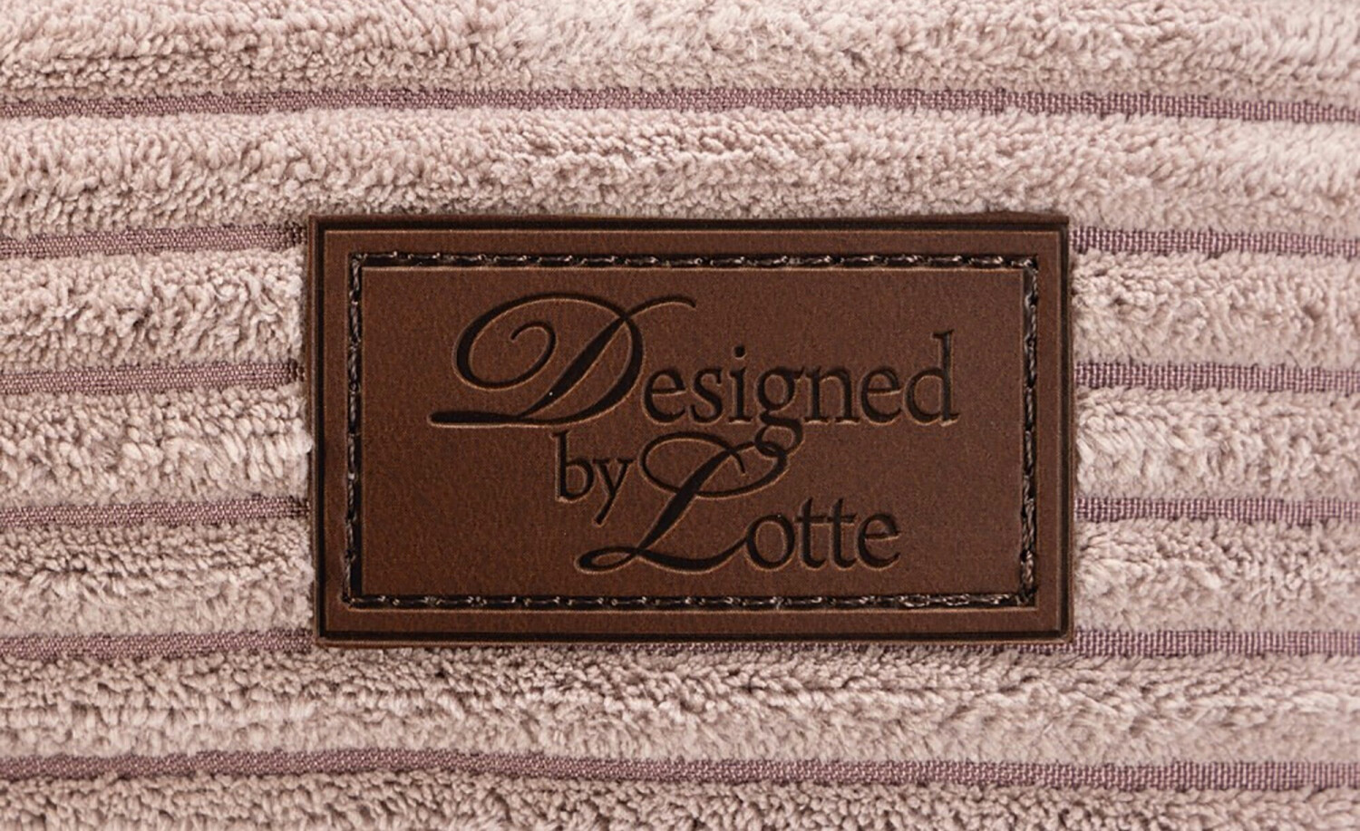 Designed by Lotte Lit pour chien 95x80x23cm Pink Designed by Lotte Lit pour chien 95x80x23cm Pink