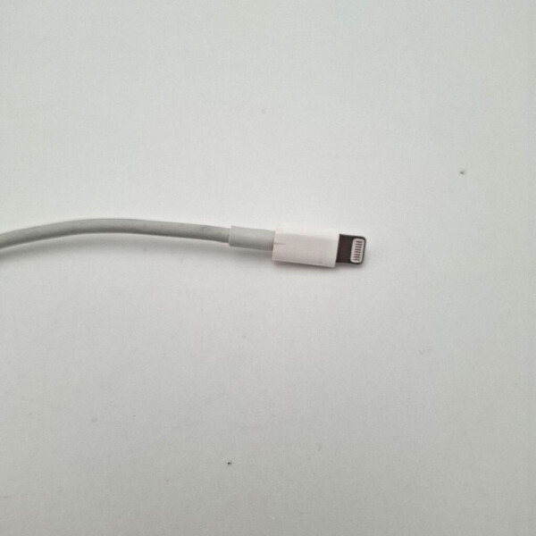 Apple MQGH2ZM/A USB‑C auf Lightning Kabel 2m Weiß, Bild 22