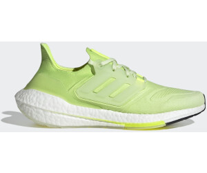 Adidas ultra deals boost amarillas difference
