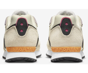 Buy Nike Venture Runner Women coconut milk coconut milk light
