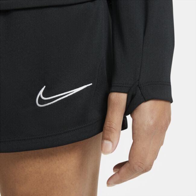 Nike tanjun store academy