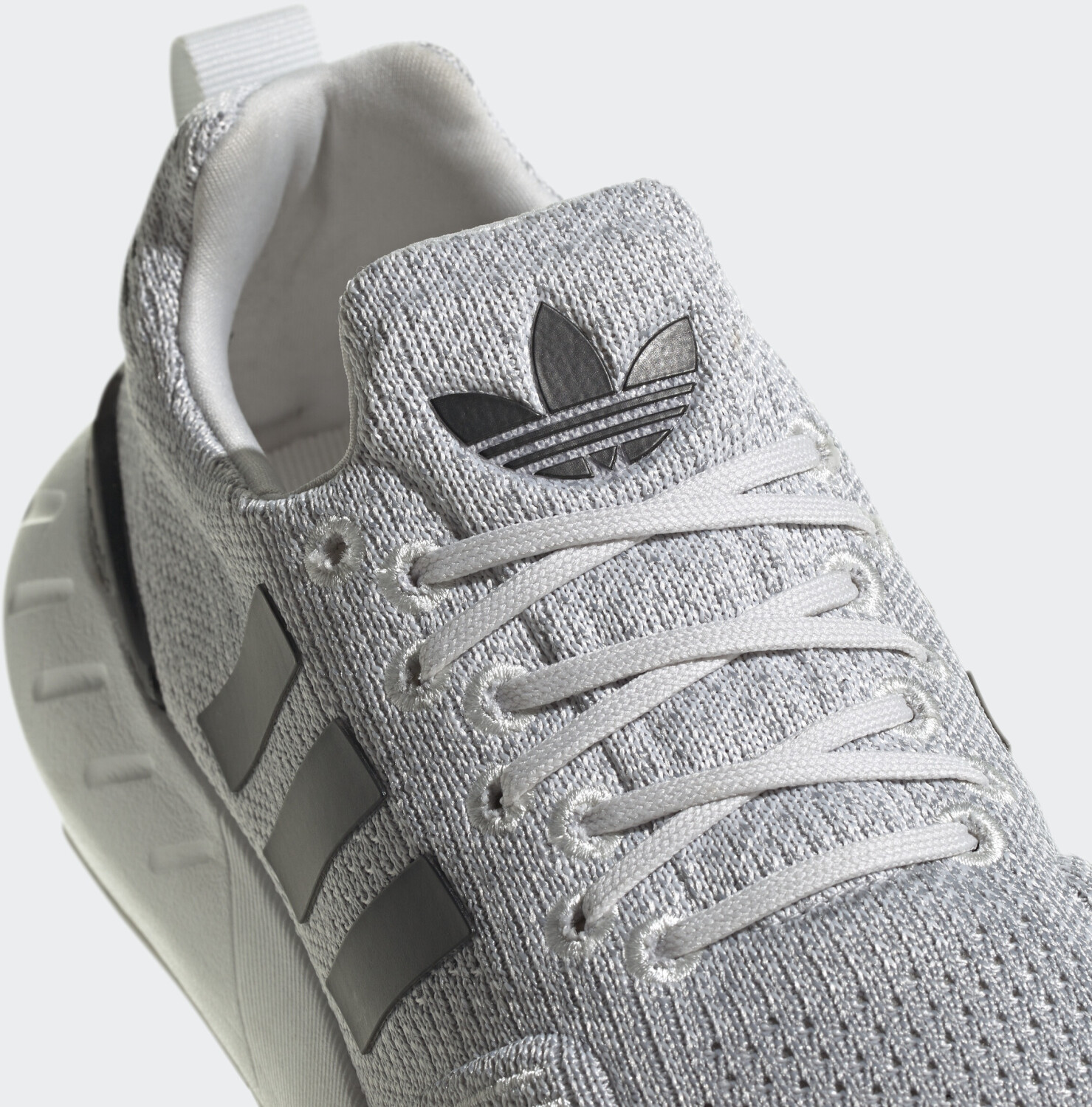 Swift run white crystal online