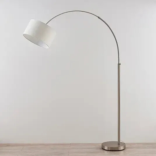 Lindby Lampadaire Railyn