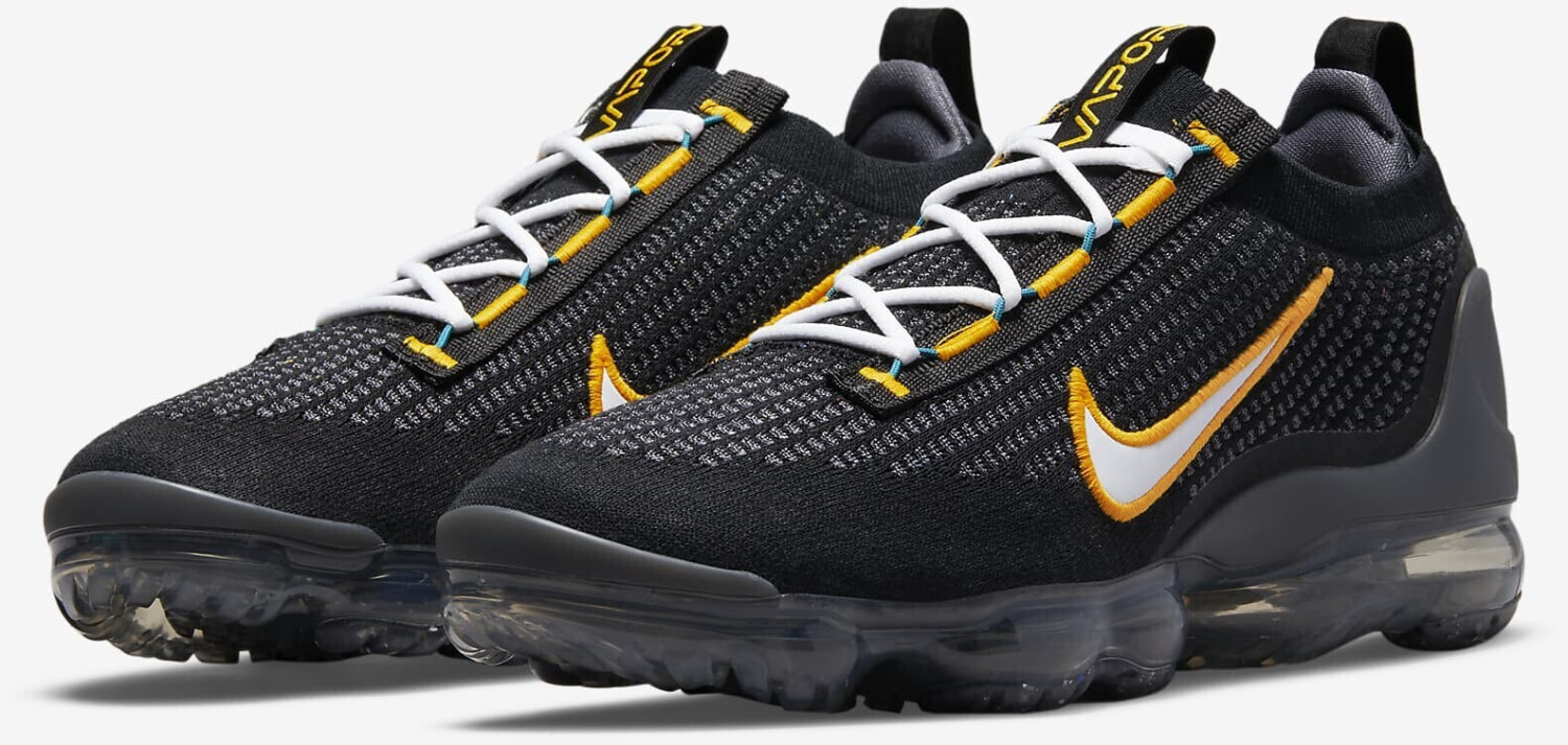 Nike air vapormax hot sale white university gold