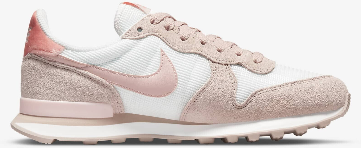 Buy Nike Internationalist Women summit white fossil stone light madder root atmosphere from 70.00 Today Best Deals on idealo